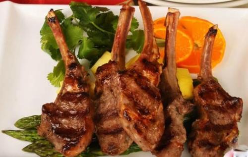 come-fare-agnello-agli-asparagi-big